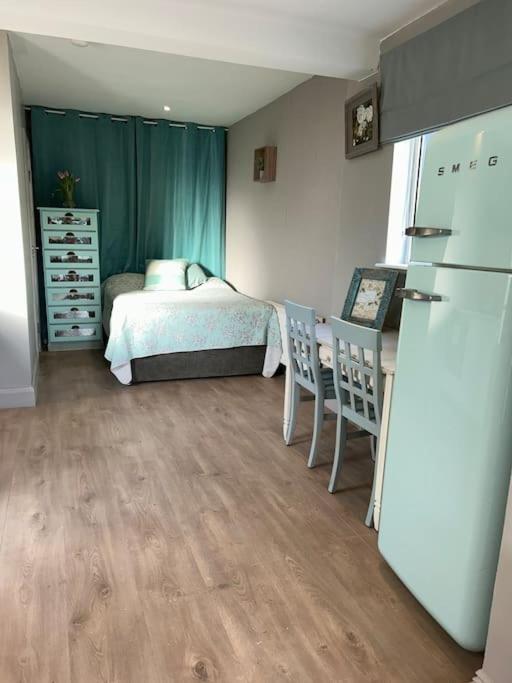 Guest In Glenageary * Dublin